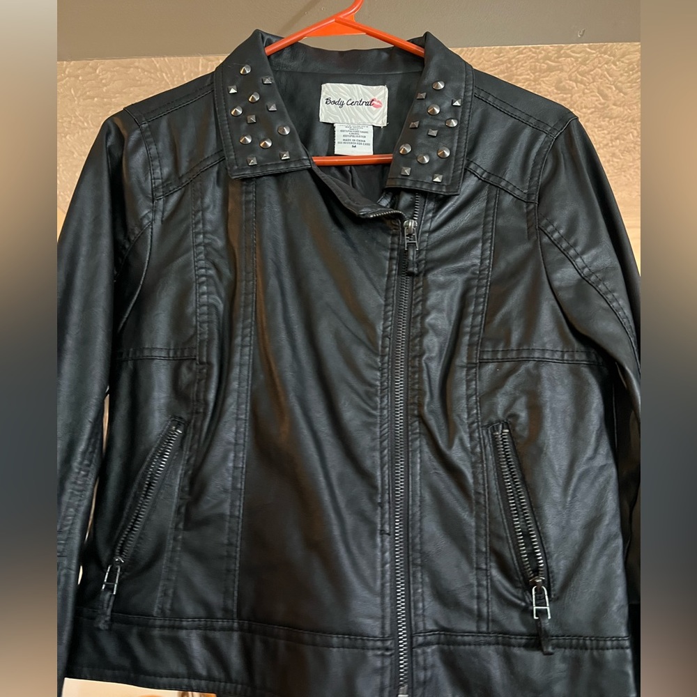 Medium Black Polyurethane jacket